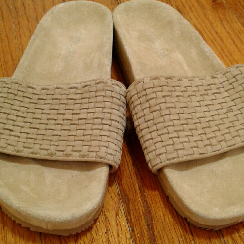 Naomie slide sandal